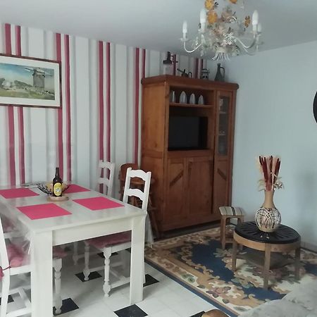 Gites De La Chapelette Péronne Esterno foto